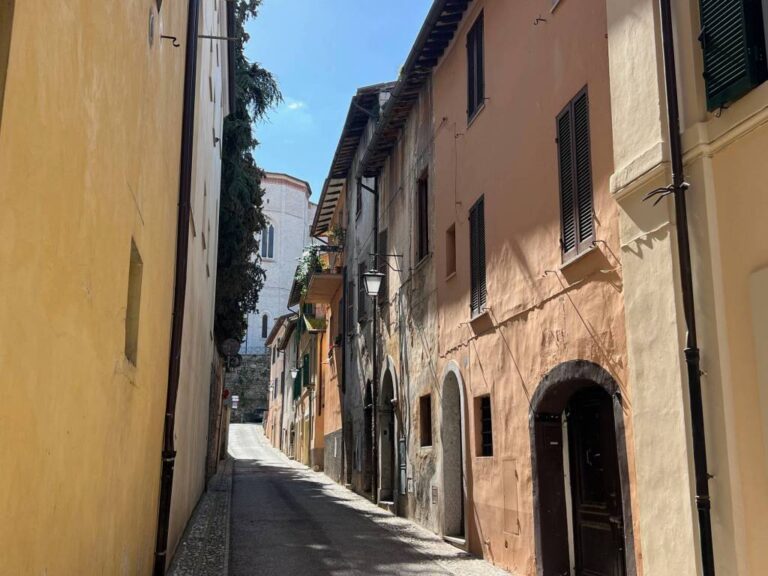 Casa indipendente a Spoleto — € 150.000