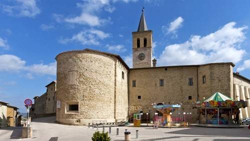 Casa indipendente a Castel Ritaldi — € 65.000