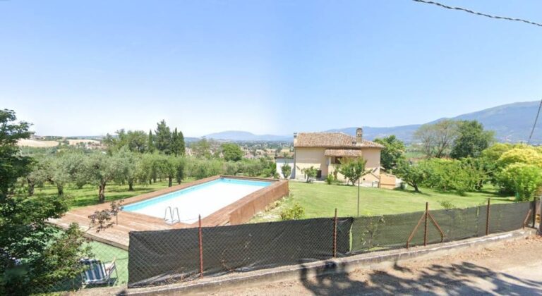 Rustico a Spoleto — € 340.000