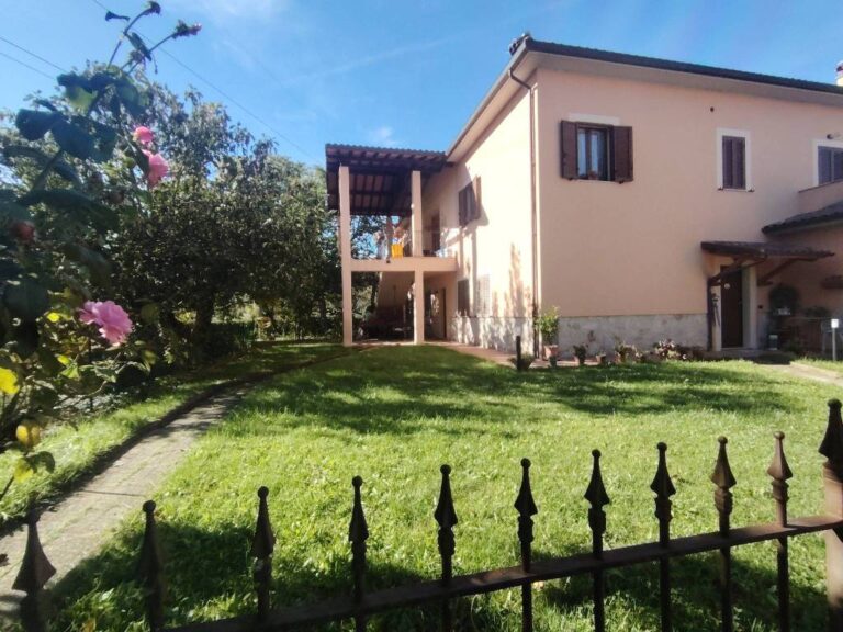 Villa a Spoleto — € 90.000